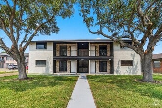Building Photo - 211 Gastel Cir