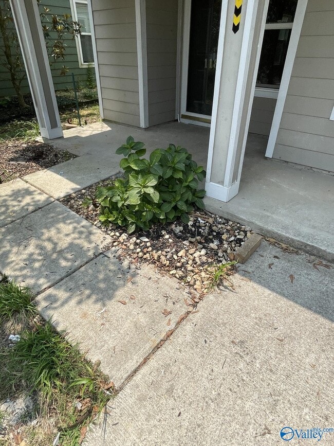 Foto del edificio - 118 Blackwell Ct