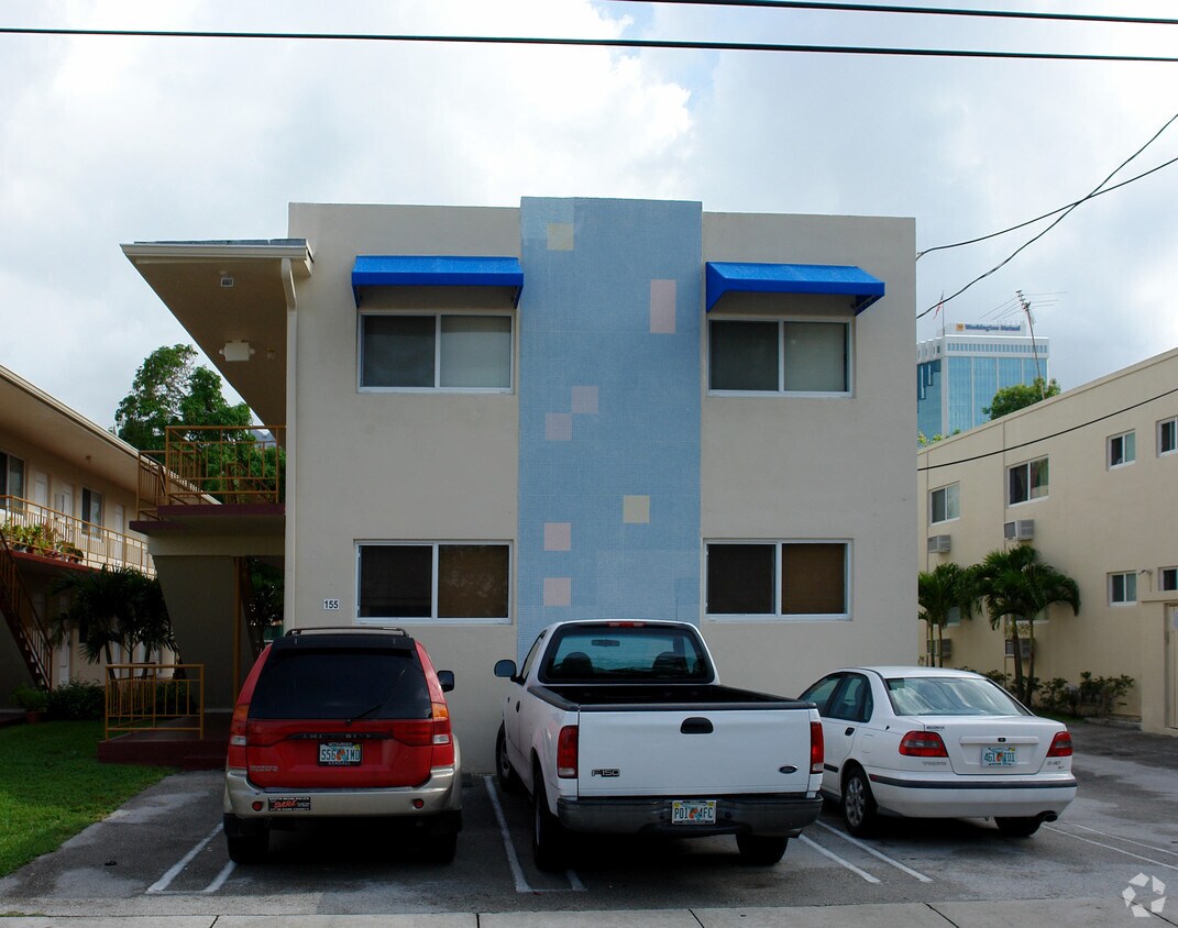 Building Photo - 155 SW 12th St
