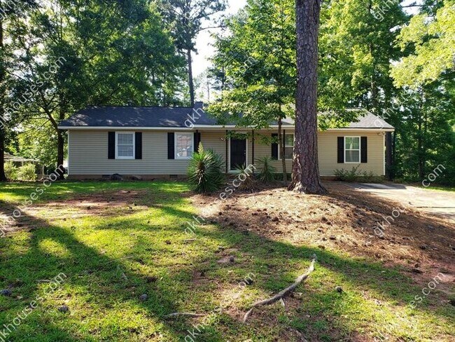 Building Photo - Beautiful Renovated Ranch
