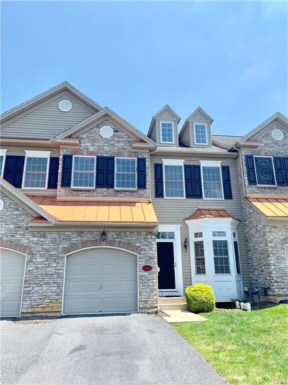 Foto principal - 34 Hillside Ct S