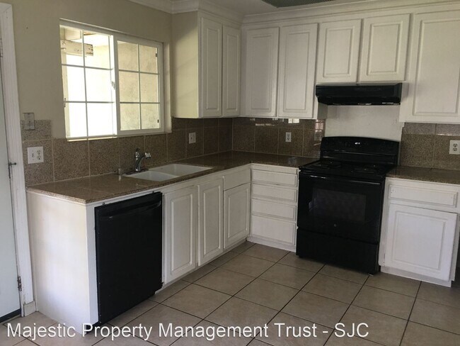 Foto del edificio - 3 br, 2 bath House - 746 Chestnut Avenue