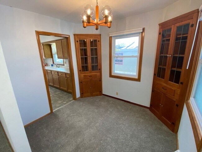 Foto del edificio - 10301-10303 W Fisher Parkway