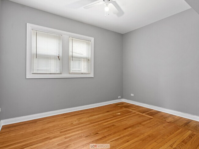 Building Photo - 1019 N Massasoit Ave