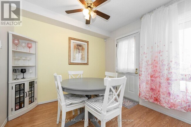 Building Photo - 158A McArthur Ave.