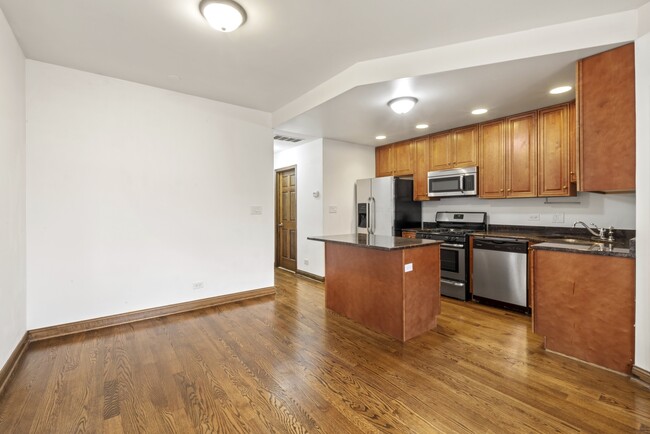 Foto del edificio - 2318 N Hamilton Ave