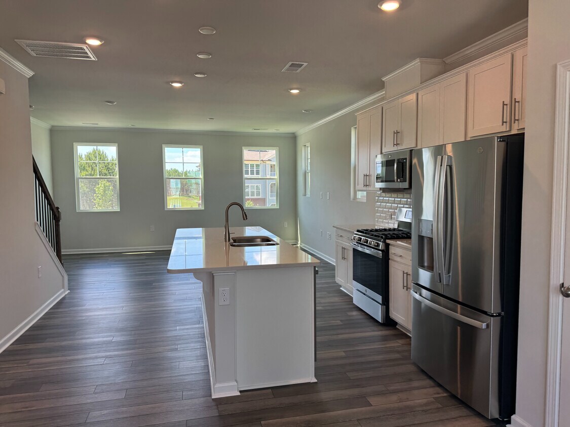 Foto principal - Room in Townhome on Kasota Ln