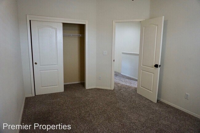 Building Photo - 4 br, 2 bath House - 1873 Miramar Ln - m1873