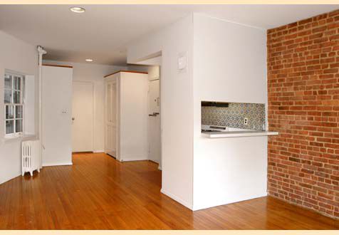Primary Photo - 217 E 96th St