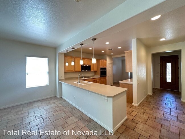 Building Photo - 3 br, 2 bath House - 3572 Ridge Meadow St