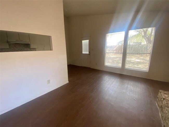 Building Photo - 1000 Fieldwood Dr