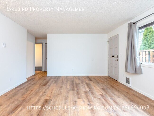 Building Photo - 2 bedroom, 1 bath unit available in North ...