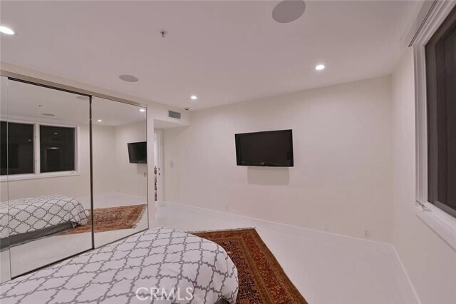 Foto del edificio - 10575 Ashton Ave