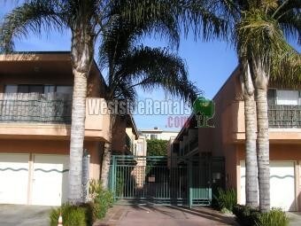 Foto principal - 1726 S Barrington Ave