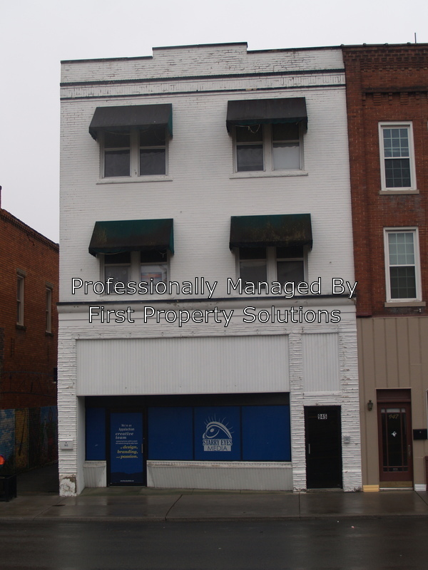 Primary Photo - 945 Mercer St