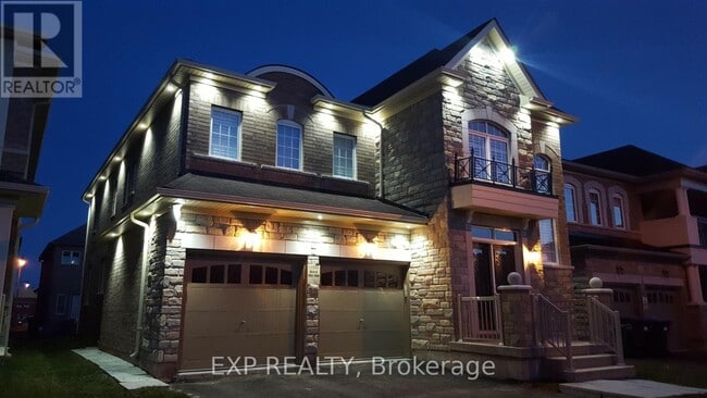 Building Photo - 15 Kalmia Rd