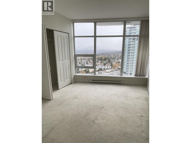 Building Photo - 4880 Bennett St