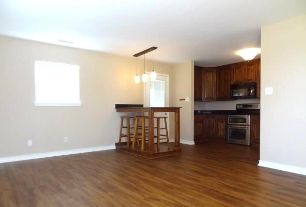 Foto del edificio - 15600 Miller Farm Rd