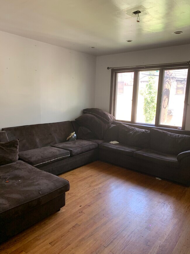 Livingroom (the sofa will be removed away) - 4012 97th St