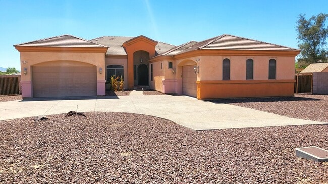 COMING SOON...BEAUTIFUL HOME ON HUGE LOT! - COMING SOON...BEAUTIFUL HOME ON HUGE LOT!