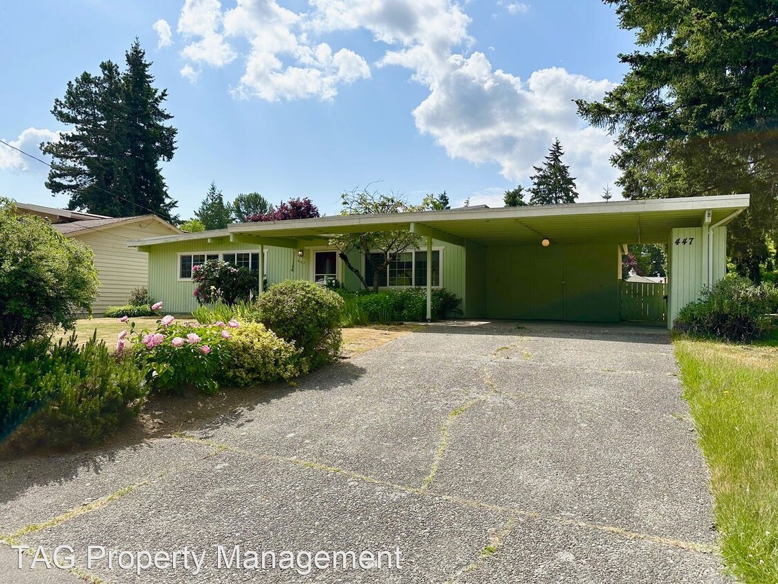 Primary Photo - 3 br, 1.5 bath House - 447 155th Pl SE