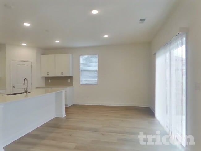 Building Photo - 1362 Georgetown Dr