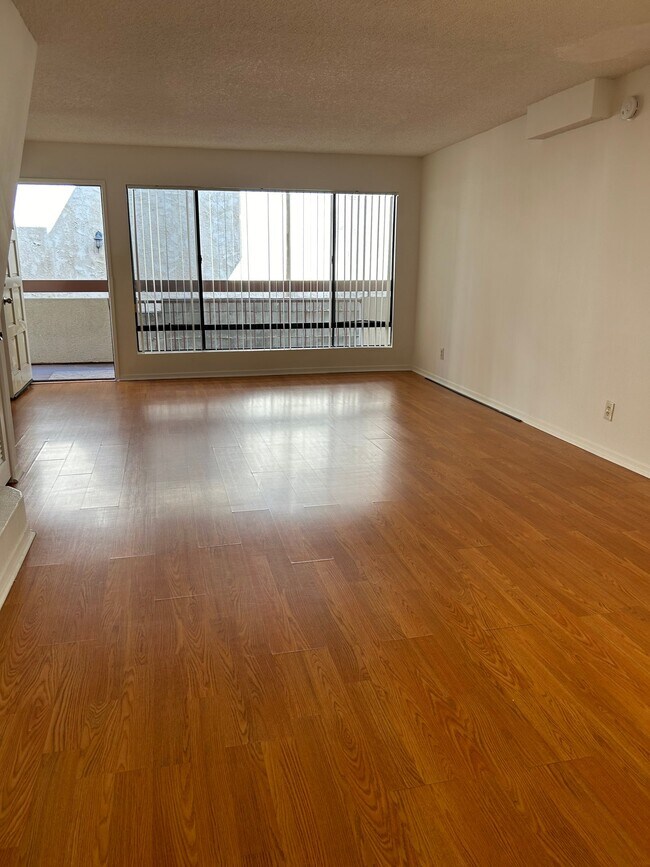 Foto del edificio - 422 N Jackson St
