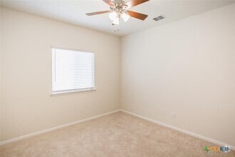 Building Photo - 242 Mossycup Dr