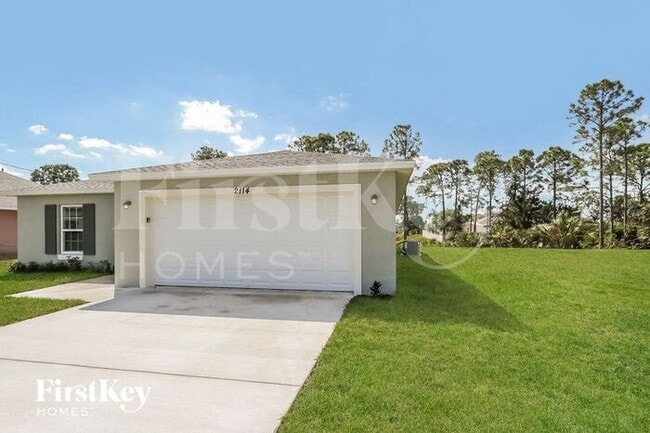 Building Photo - 2114 SW Biella Ave