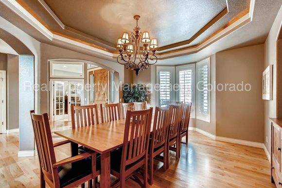 Building Photo - 7122 Parkwood Ln