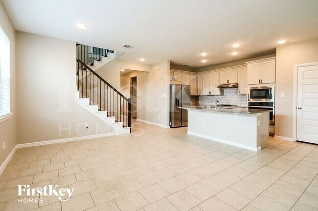 Foto del edificio - 8102 Cliffside Terrace Ct