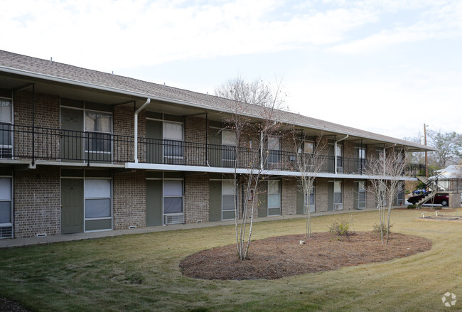 Foto del edificio - Cavell Court Apartments