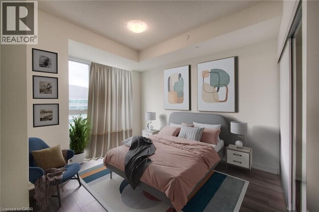 Building Photo - 55 Duke St W