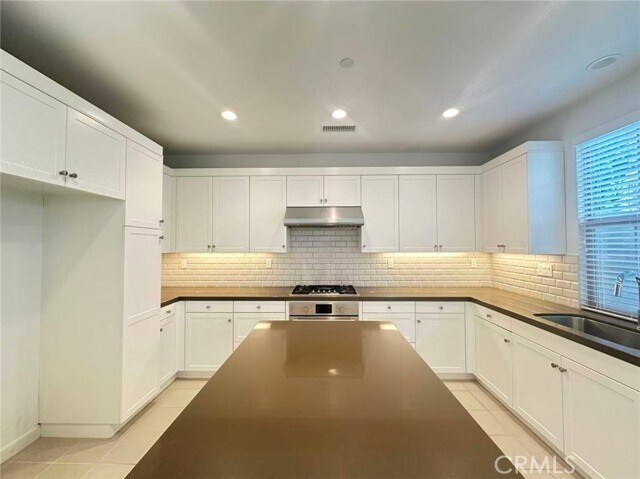 Foto del edificio - 182 Augustine