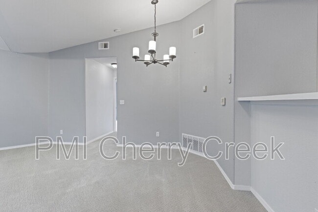 Building Photo - 8757 E Dry Creek Rd