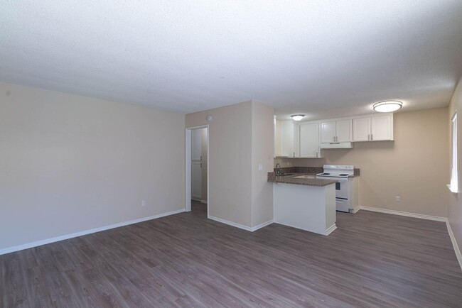 Interior Photo - Melrose Place Apartments