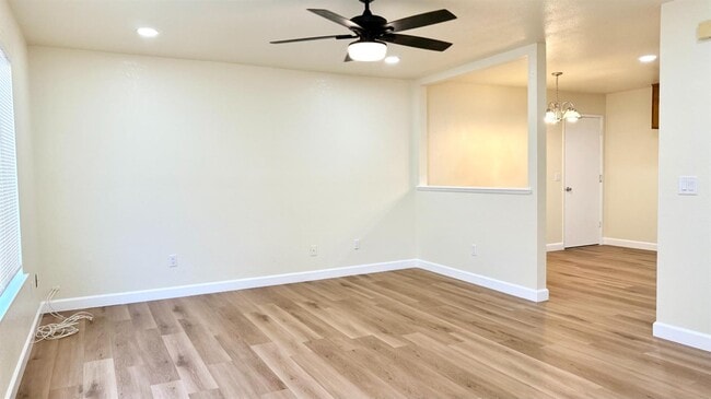 Foto del edificio - 2425 Knowlwood Dr