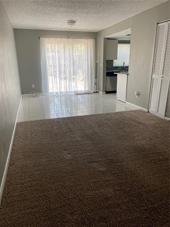 Building Photo - 5162 Tennis Ct Cir
