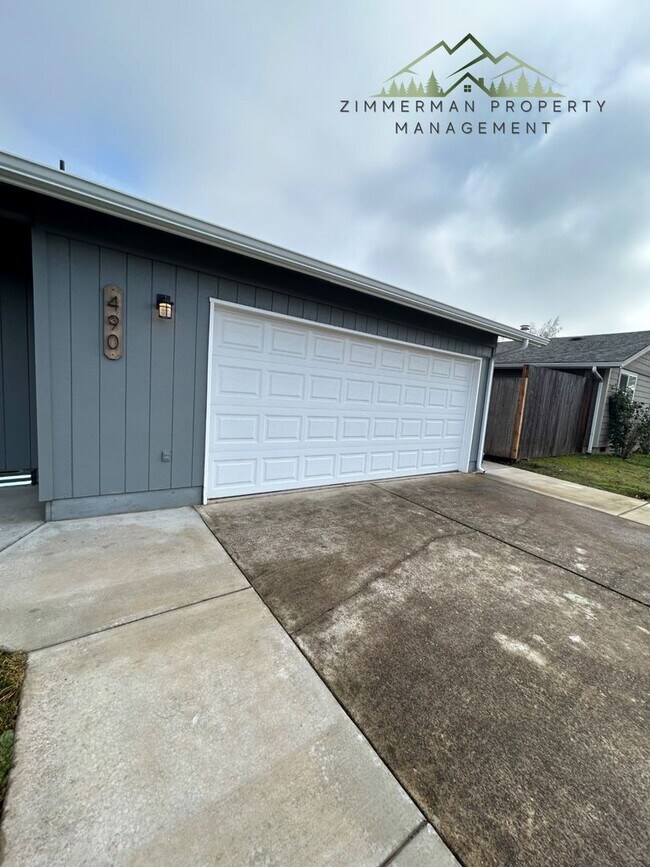 Foto del edificio - Newly Renovated 3-bedroom Home In Junction...