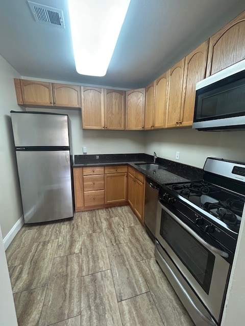 Building Photo - 10596 Twin Rivers Rd