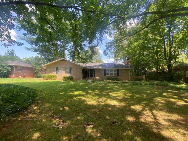 Building Photo - 3 br, 2 bath House - 1711 Elrod St.