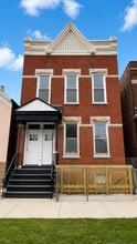 Building Photo - 3621 S Winchester Ave