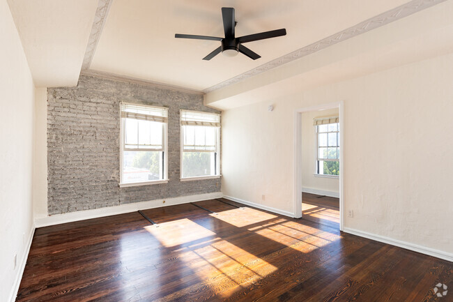 Interior Photo - Stylish and Spacious Apartment