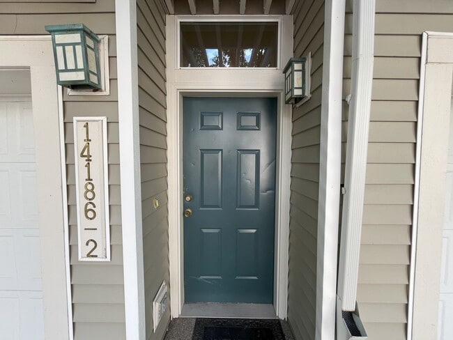 Photo - Inviting 2-Bed, 2-Bath Townhome with Updat...