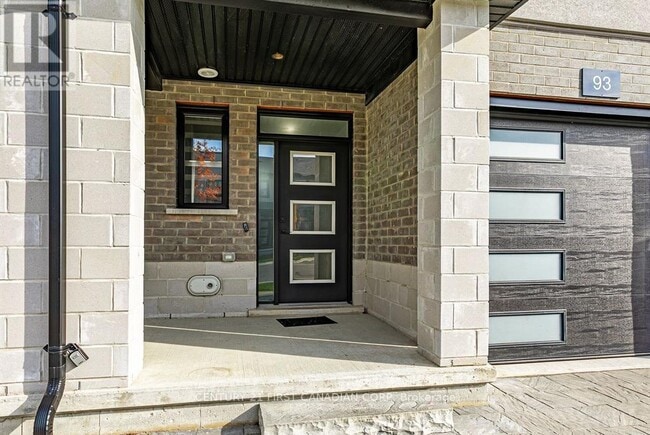 Building Photo - 3380 Singleton Ave