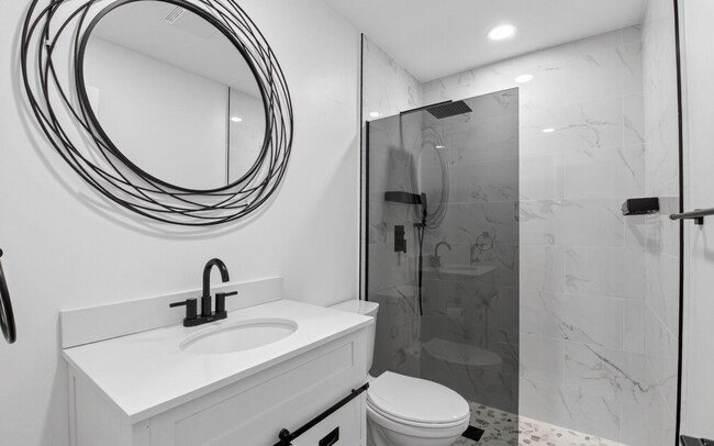 Foto del edificio - 725 Heron Dr