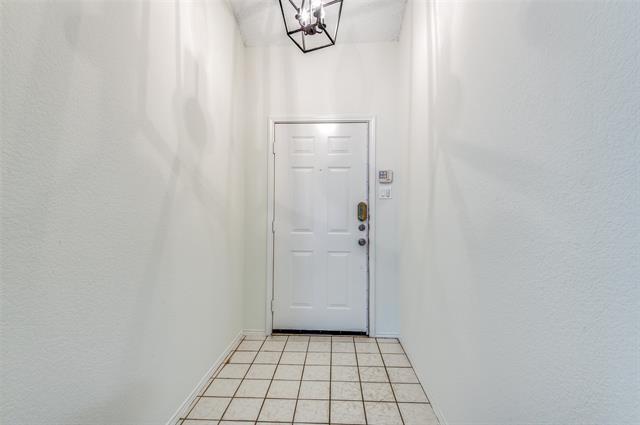 Foto del edificio - 1940 Helen Ln