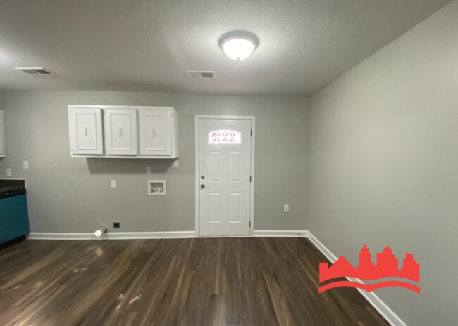 Foto del edificio - 531 Estridge Dr