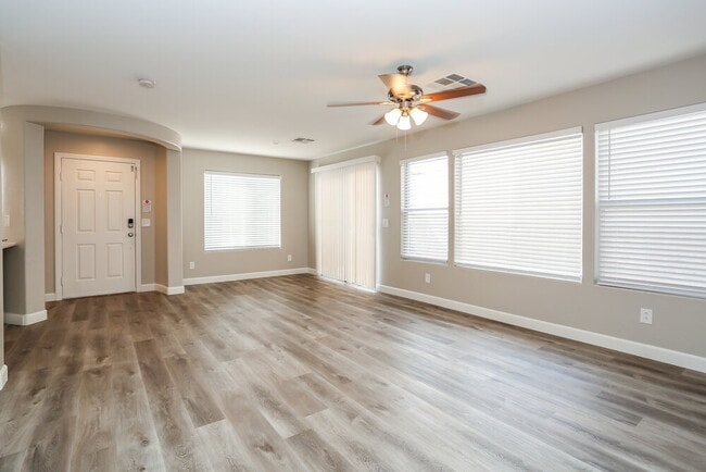 Building Photo - 8013 Indian Blanket St