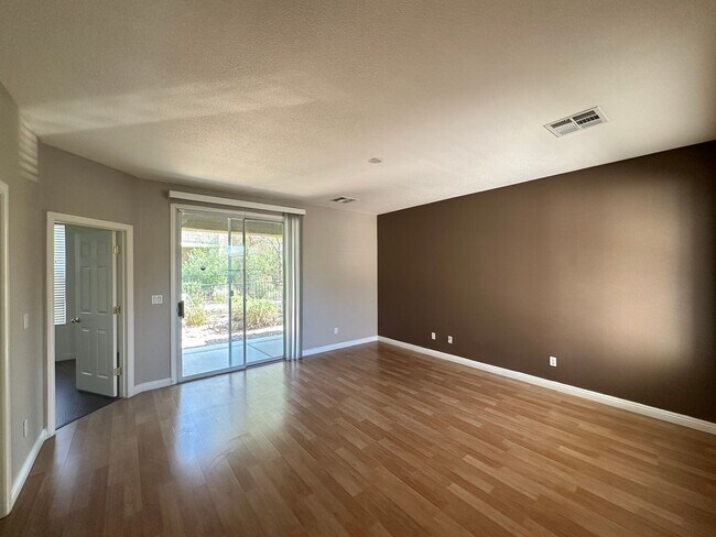 Building Photo - Wineridge 3-Phase 2
